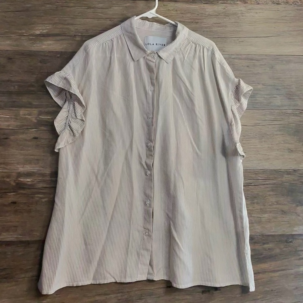 Lola River Elegant Cream Blouse